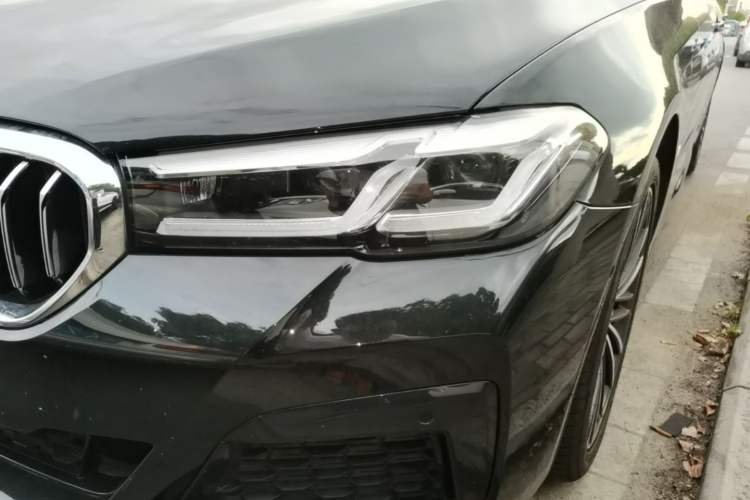 Used BMW 5 Series 2021 Facelifted 530Li Leading Edition M Sport Package Left Front Headlight