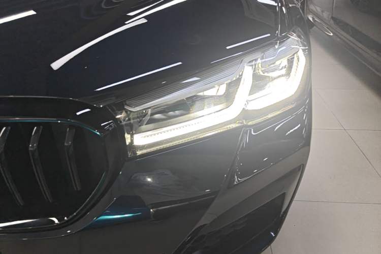 Used BMW 5 Series 2021 530Li Leading Model M Sport Package Left Front Headlight