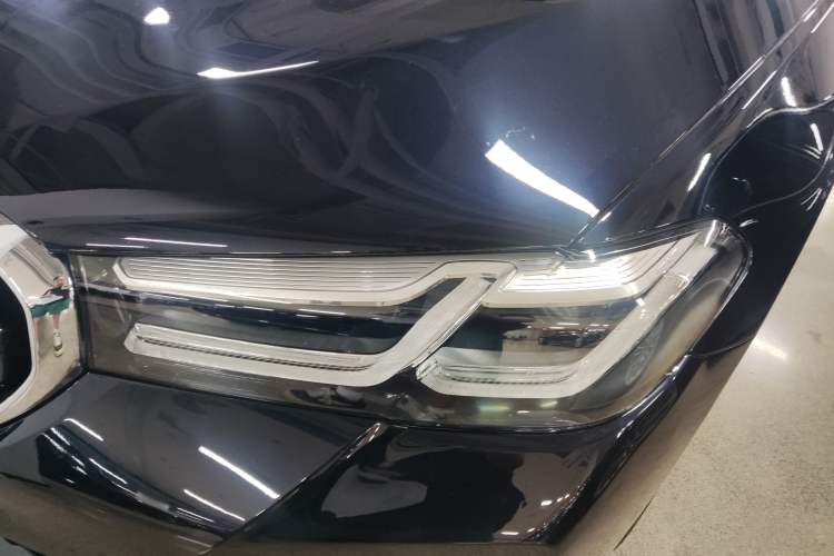 Used BMW 5 Series 2021 Restyled 530Li Luxury Edition M Sport Package Left Front Headlight