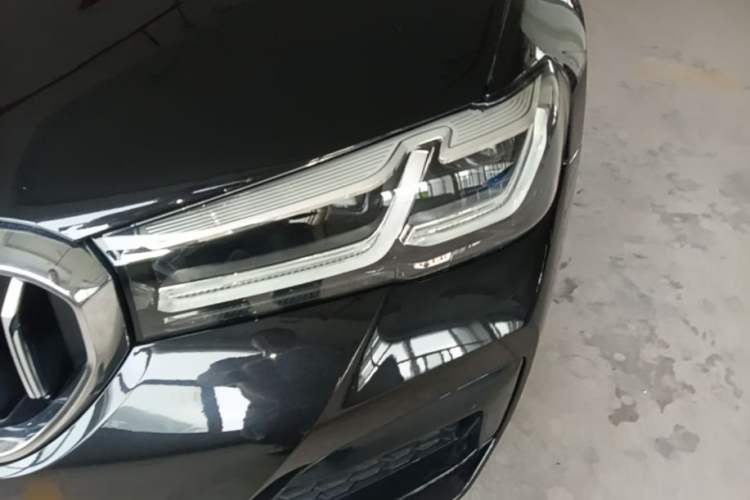 Used BMW 5 Series 2021 525i M Sport Package Left Front Headlight