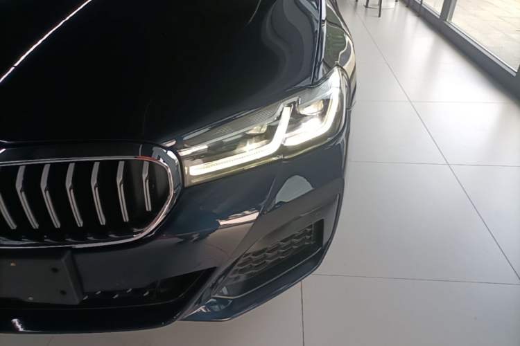 Used BMW 5 Series 2021 525Li M Sport Package Left Front Headlight