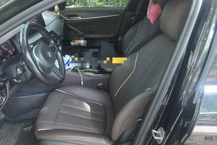Used BMW 5 Series 2021 530Li Leading Model M Sport Package Left Front Seat