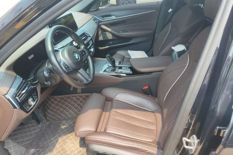 Used BMW 5 Series 2021 530Li Luxury Edition M Sport Package Left Front Seat