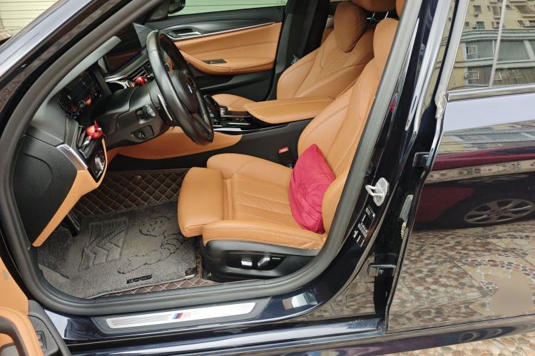 Used BMW 5 Series 2021 530i M Sport Package Left Front Seat