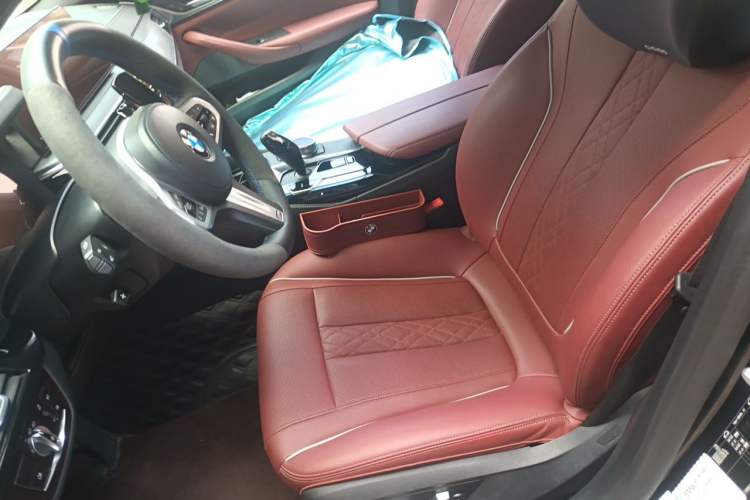 Used BMW 5 Series 2021 530Li Leading Model M Sport Package Left Front Seat