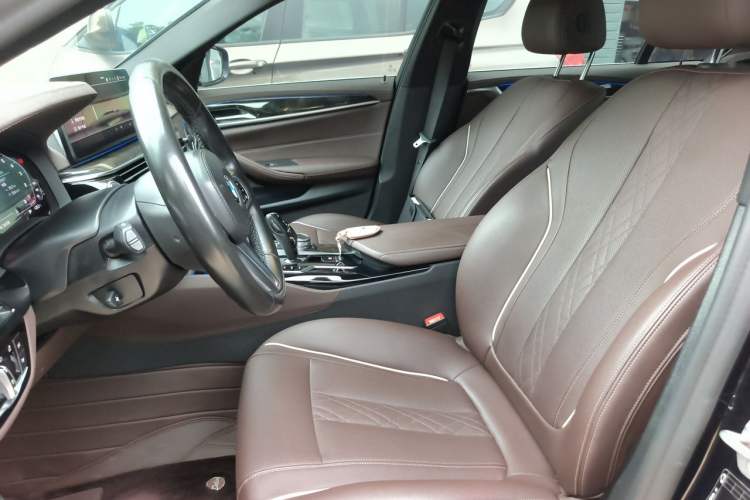Used BMW 5 Series 2021 525Li M Sport Package Left Front Seat