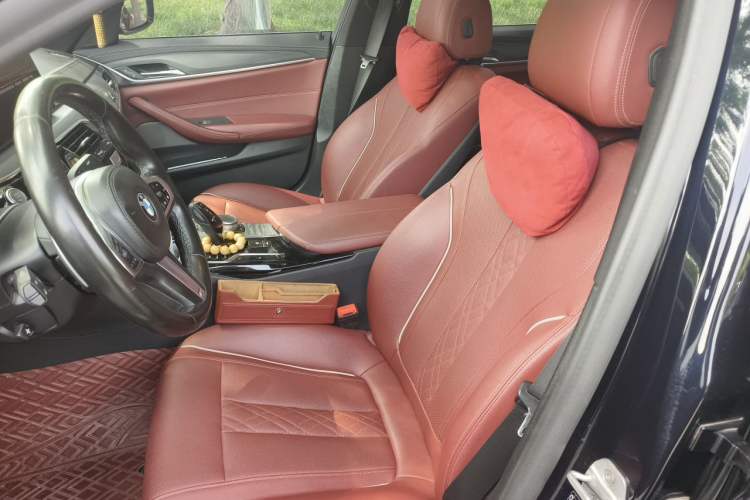 Used BMW 5 Series 2021 530Li Leading Model M Sport Package Left Front Seat