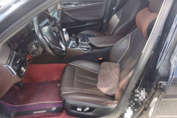 Used BMW 5 Series 2021 525Li Luxury Package Left Front Seat