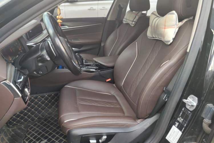 Used BMW 5 Series 2021 530Li Leading Luxury Package Left Front Seat