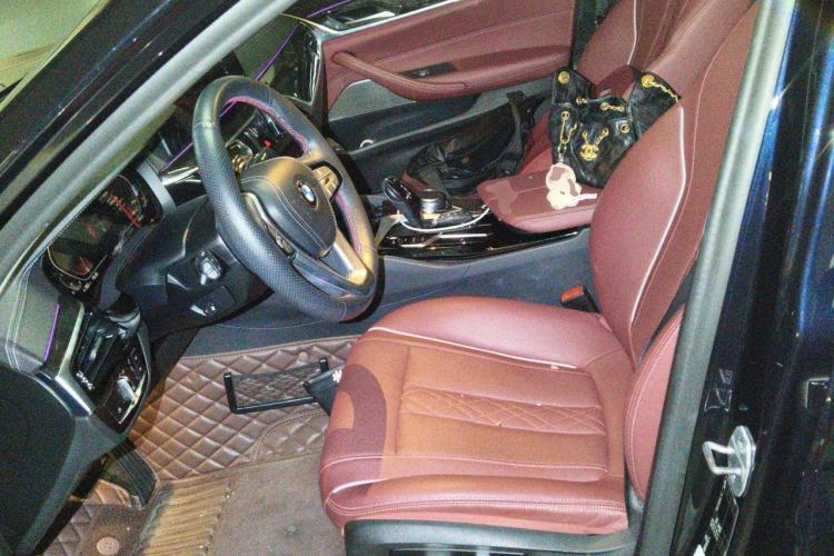 Used BMW 5 Series 2021 525Li Luxury Package Left Front Seat
