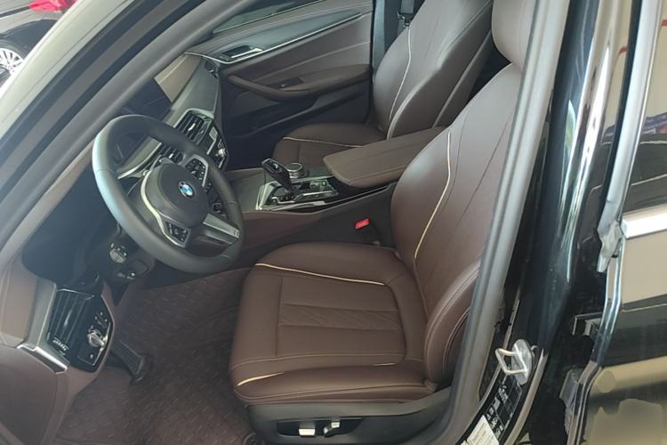 Used BMW 5 Series 2021 530Li xDrive M Sport Package Left Front Seat
