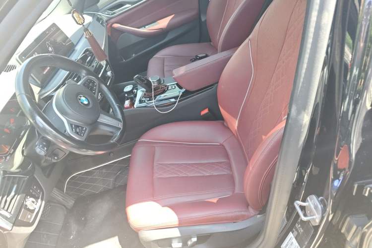 Used BMW 5 Series 2021 530Li Leading Model M Sport Package Left Front Seat