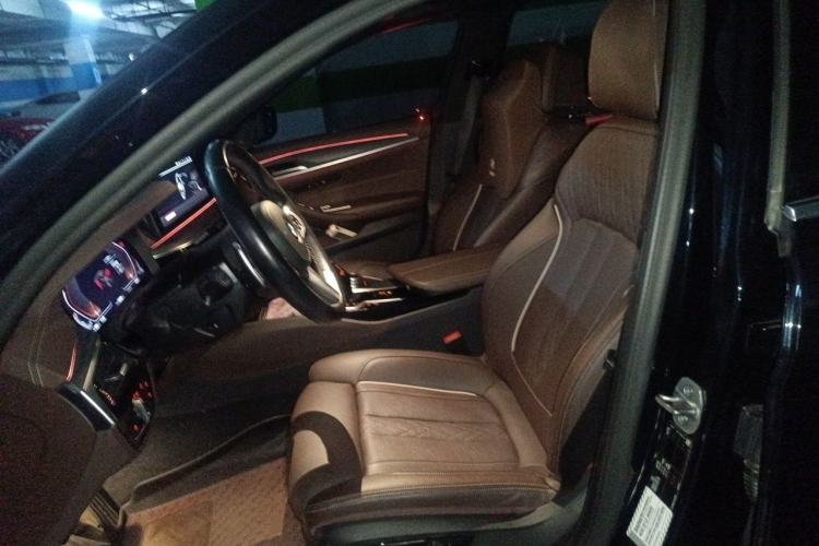 Used BMW 5 Series 2021 Restyled 530Li Luxury Edition M Sport Package Left Front Seat