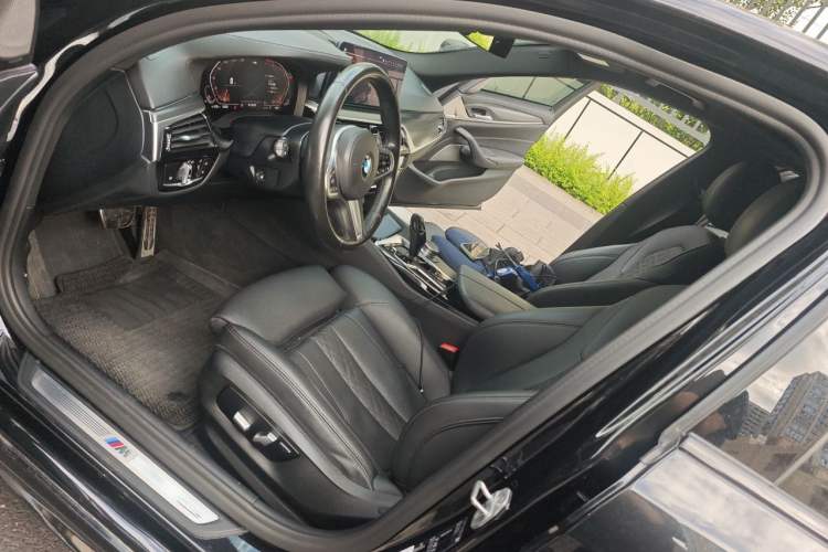 Used BMW 5 Series 2021 530i M Sport Package Left Front Seat