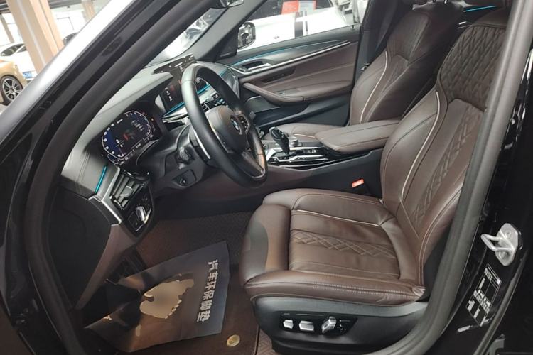 Used BMW 5 Series 2021 540i Sport Line M Sport Package Left Front Seat