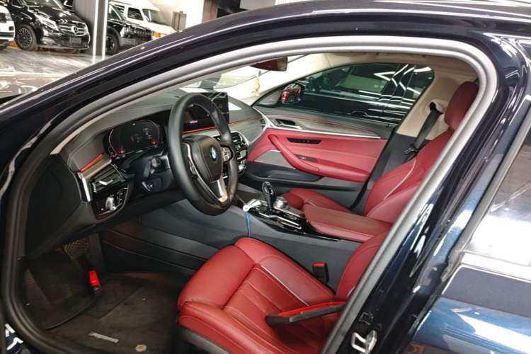 Used BMW 5 Series 2021 530Li Luxury Edition Premium Package Left Front Seat
