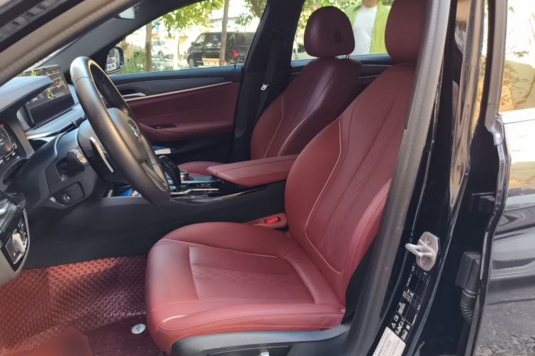 Used BMW 5 Series 2021 530Li xDrive Luxury Package Left Front Seat