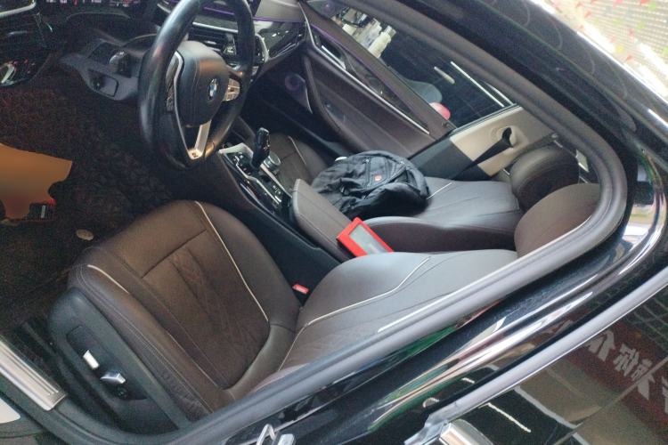 Used BMW 5 Series 2021 525Li Luxury Package Left Front Seat