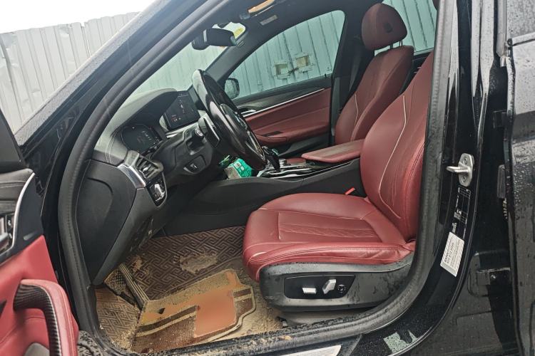 Used BMW 5 Series 2021 530Li Leading Model M Sport Package Left Front Seat