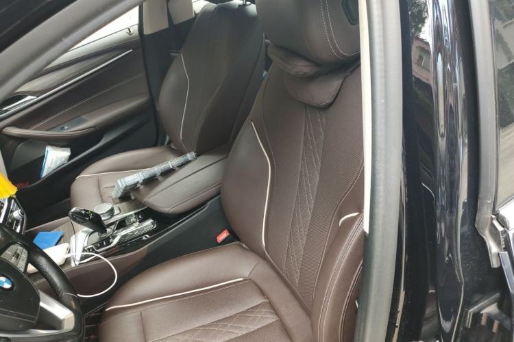 Used BMW 5 Series 2021 Restyled 530Li Leading Edition Luxury Package Left Front Seat