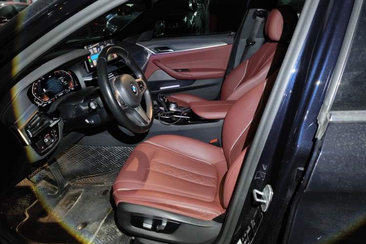Used BMW 5 Series 2021 530Li xDrive M Sport Package Left Front Seat