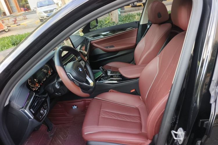 Used BMW 5 Series 2021 525Li Luxury Package Left Front Seat