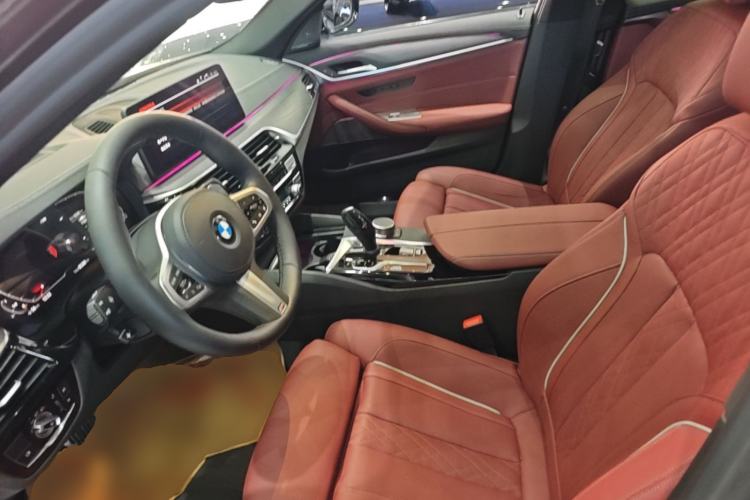 Used BMW 5 Series 2021 530Li Luxury Edition M Sport Package Left Front Seat