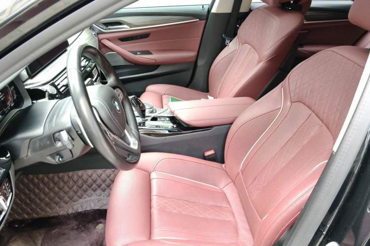 Used BMW 5 Series 2021 530Li Luxury Edition Premium Package Left Front Seat