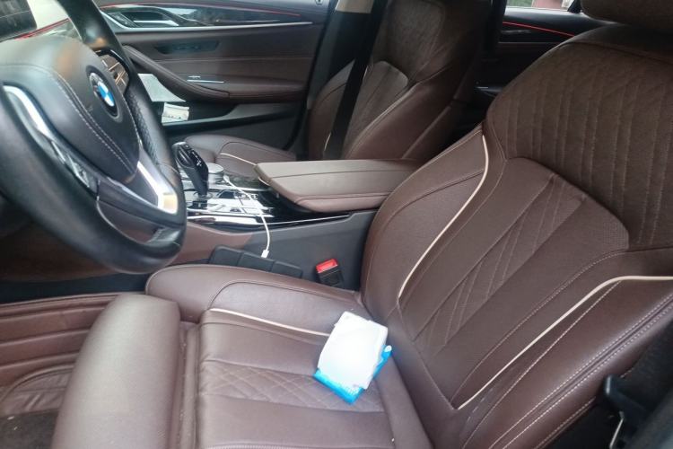 Used BMW 5 Series 2021 530Li Executive Luxury Package Left Front Seat