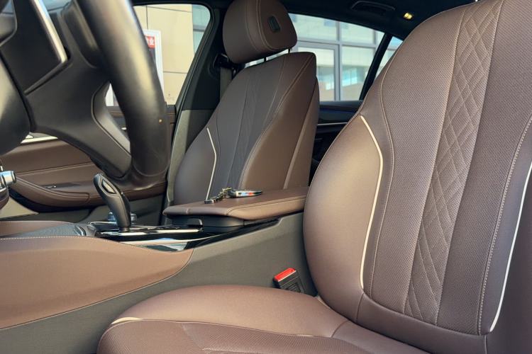 Used BMW 5 Series 2021 530Li Leading Model M Sport Package Left Front Seat