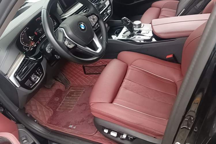 Used BMW 5 Series 2021 530Li Luxury Edition Premium Package Left Front Seat