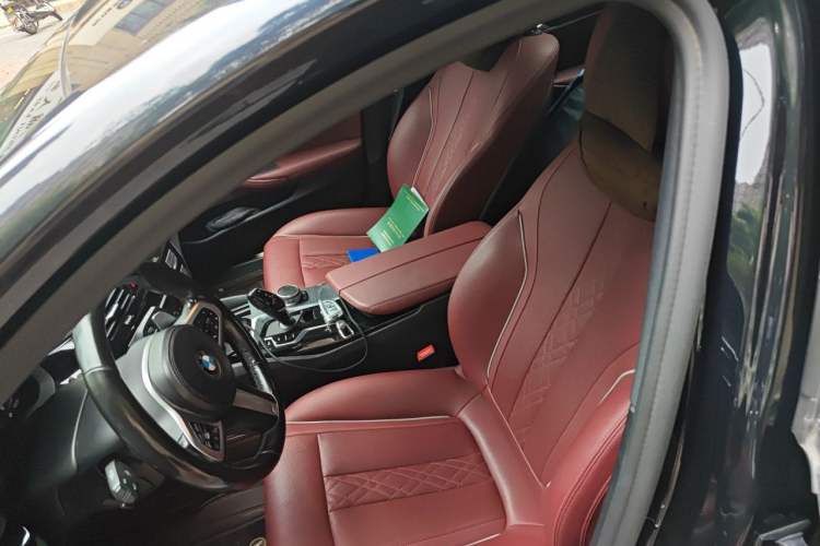 Used BMW 5 Series 2021 530Li Leading Model M Sport Package Left Front Seat