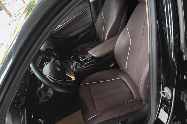 Used BMW 5 Series 2021 530Li Leading Luxury Package Left Front Seat