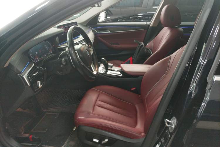 Used BMW 5 Series 2021 Restyled 530Li Leading Edition Luxury Package Left Front Seat