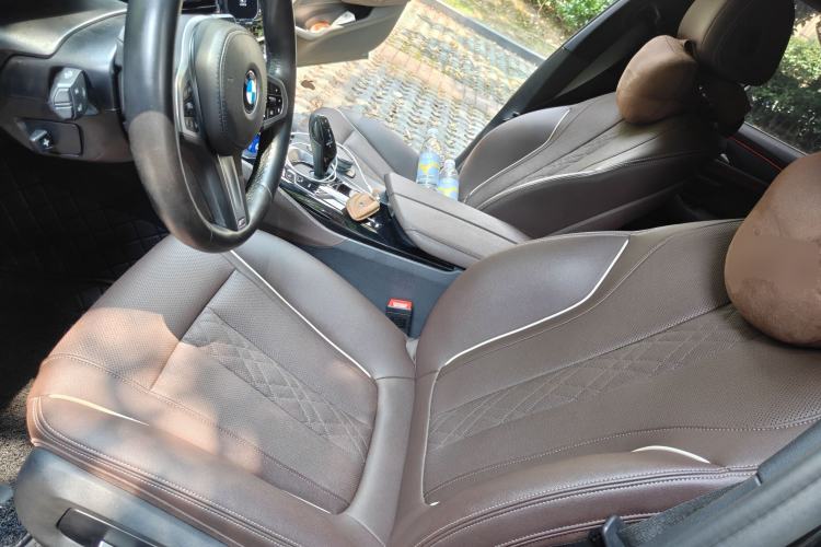 Used BMW 5 Series 2021 Facelifted 530Li Executive M Sport Package Left Front Seat