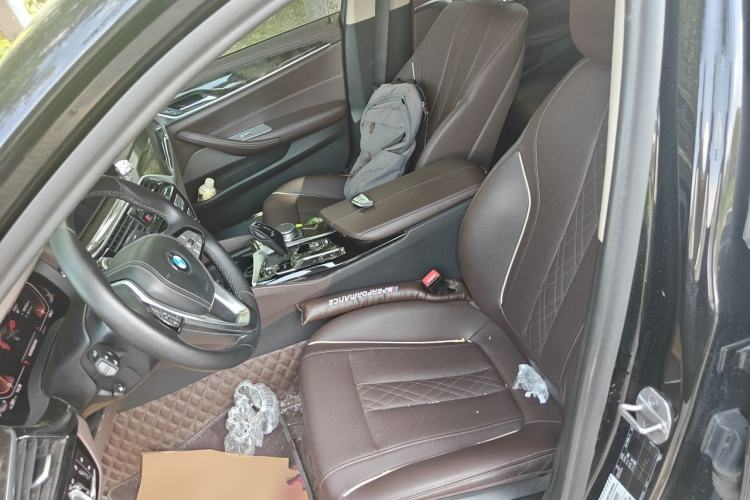 Used BMW 5 Series 2021 525Li Luxury Package Left Front Seat