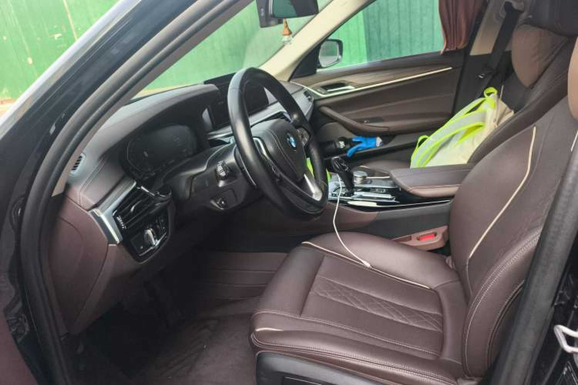 Used BMW 5 Series 2021 Restyled 530Li Leading Edition Luxury Package Left Front Seat
