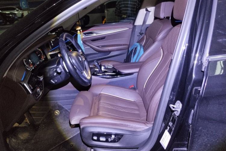 Used BMW 5 Series 2021 530Li Luxury Edition Premium Package Left Front Seat