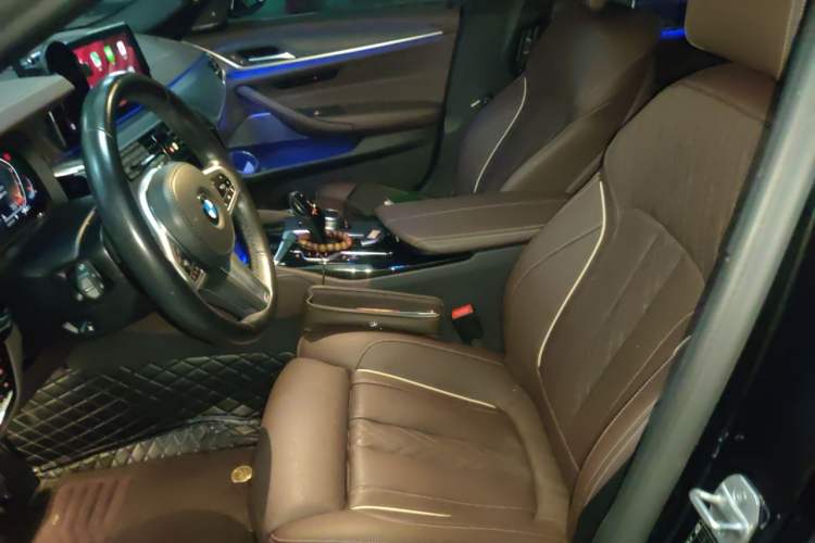 Used BMW 5 Series 2021 530Li Luxury Edition M Sport Package Left Front Seat