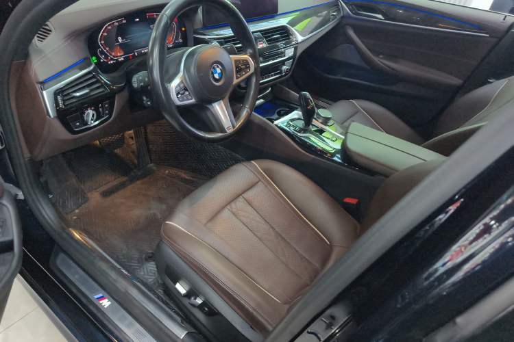 Used BMW 5 Series 2021 525Li M Sport Package Left Front Seat
