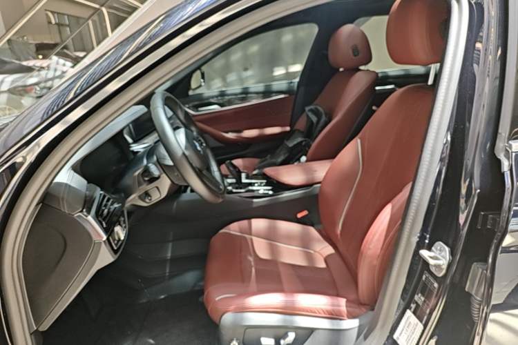 Used BMW 5 Series 2021 Facelifted 525Li M Sport Package Left Front Seat