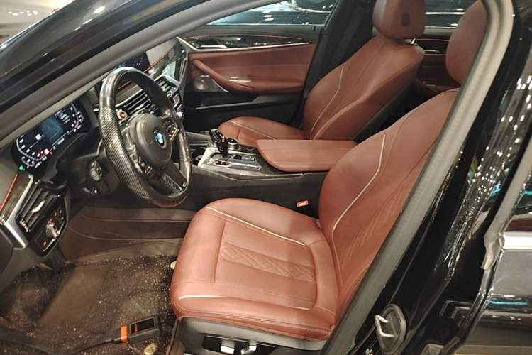 Used BMW 5 Series 2021 Facelifted 525Li M Sport Package Left Front Seat