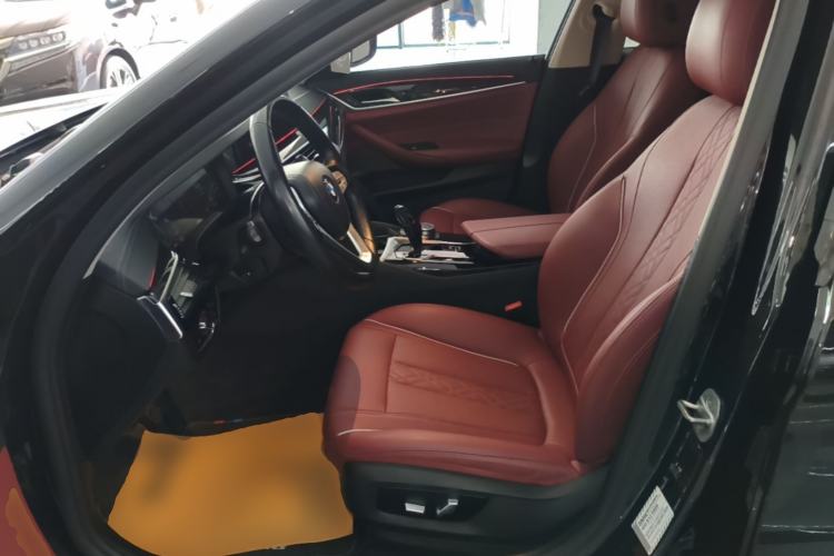 Used BMW 5 Series 2021 525Li Luxury Package Left Front Seat