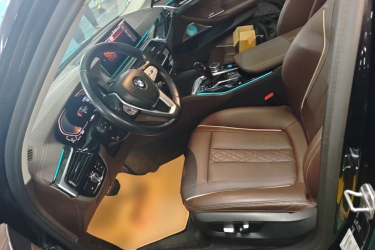 Used BMW 5 Series 2021 525Li Luxury Package Left Front Seat
