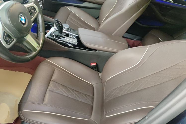 Used BMW 5 Series 2021 525Li M Sport Package Left Front Seat