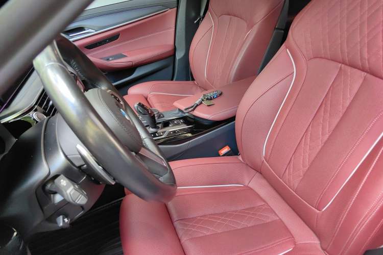 Used BMW 5 Series 2021 530Li Luxury Edition M Sport Package Left Front Seat