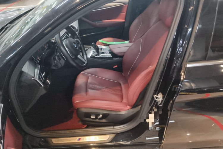 Used BMW 5 Series 2021 530Li Leading Model M Sport Package Left Front Seat