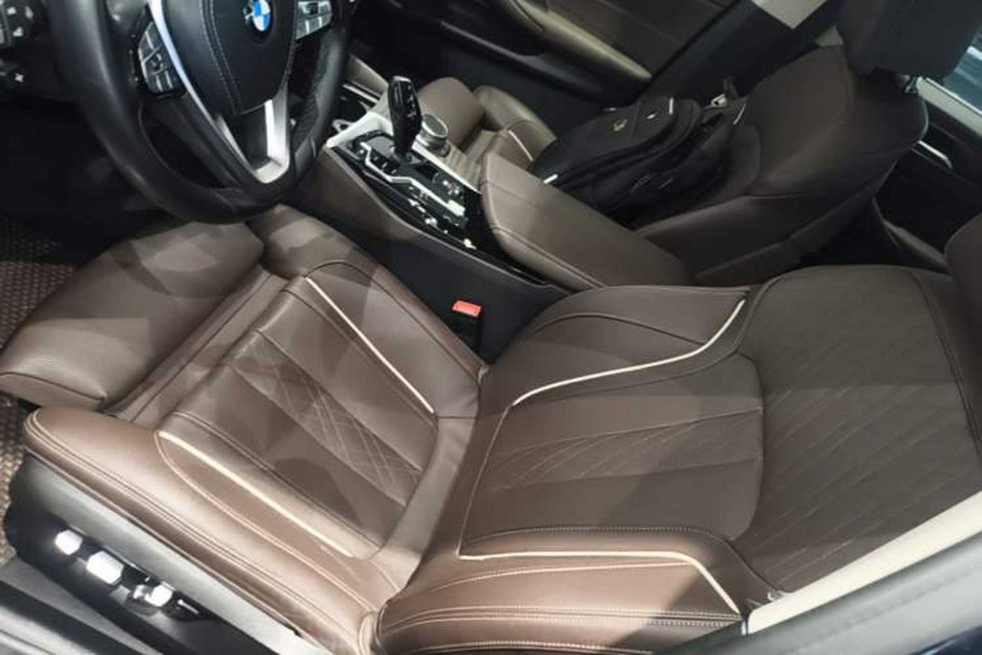 Used BMW 5 Series 2021 530Li Luxury Edition Premium Package Left Front Seat