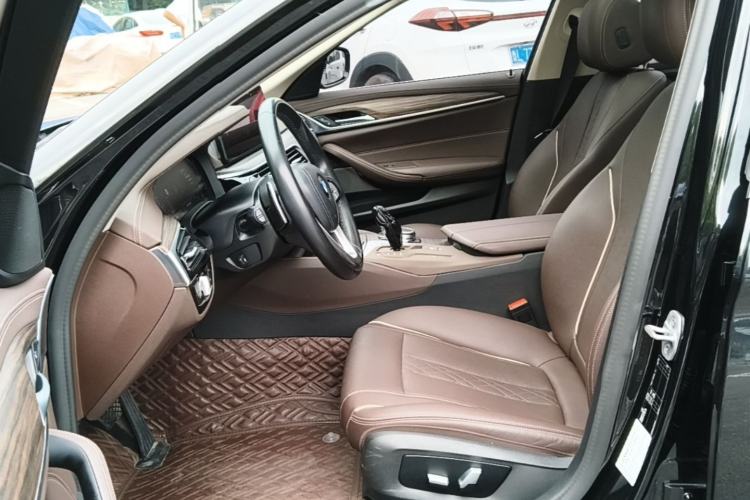 Used BMW 5 Series 2021 530Li Leading Luxury Package Left Front Seat