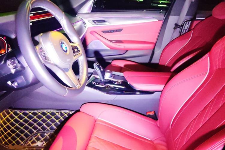 Used BMW 5 Series 2021 530Li Luxury Edition M Sport Package Left Front Seat